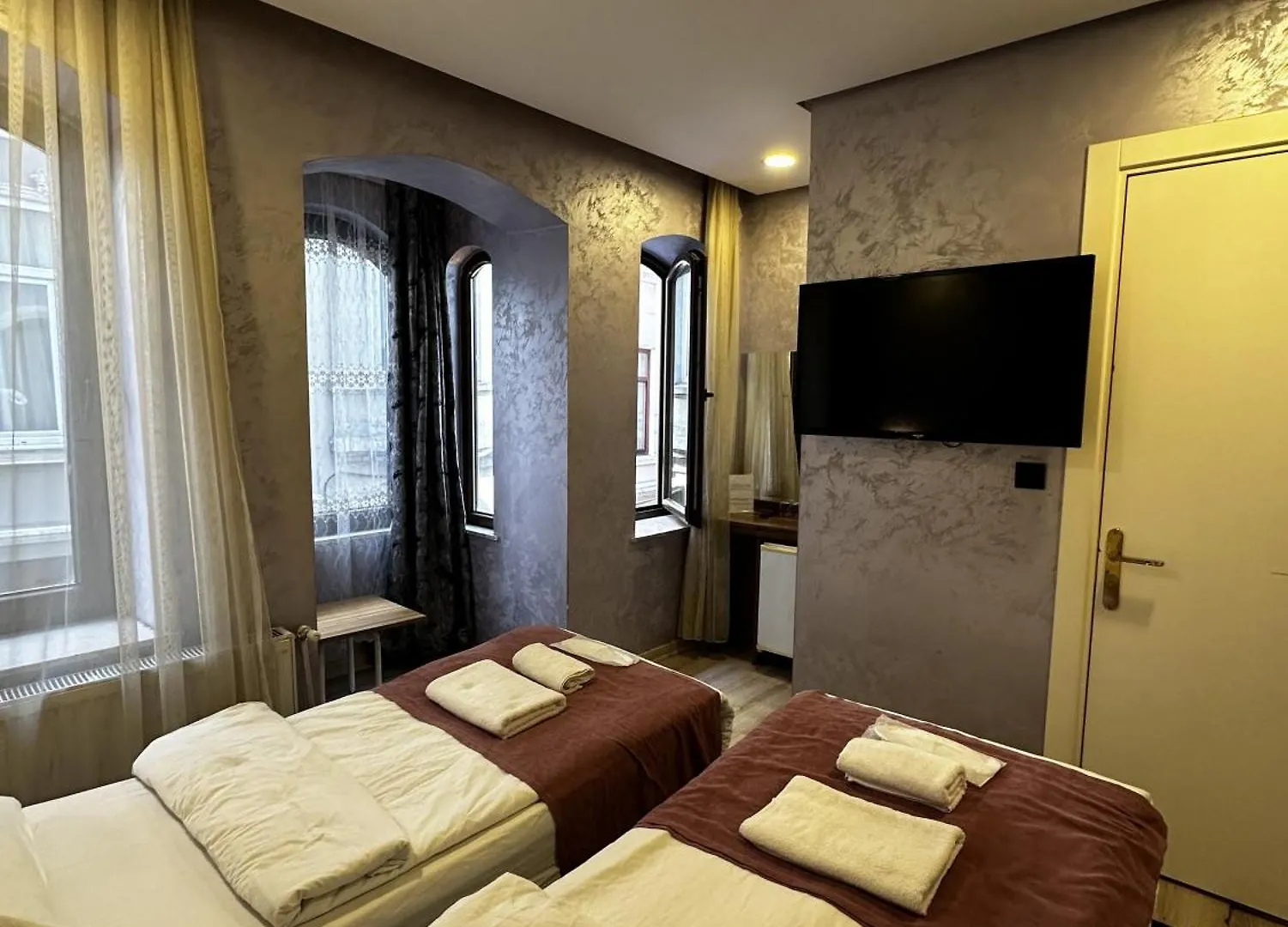 Taxim Alyon Suite Hotel Istanbul 3*,